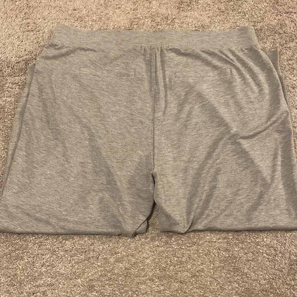 Torrid Cropped Joggers - Picture 3 of 4